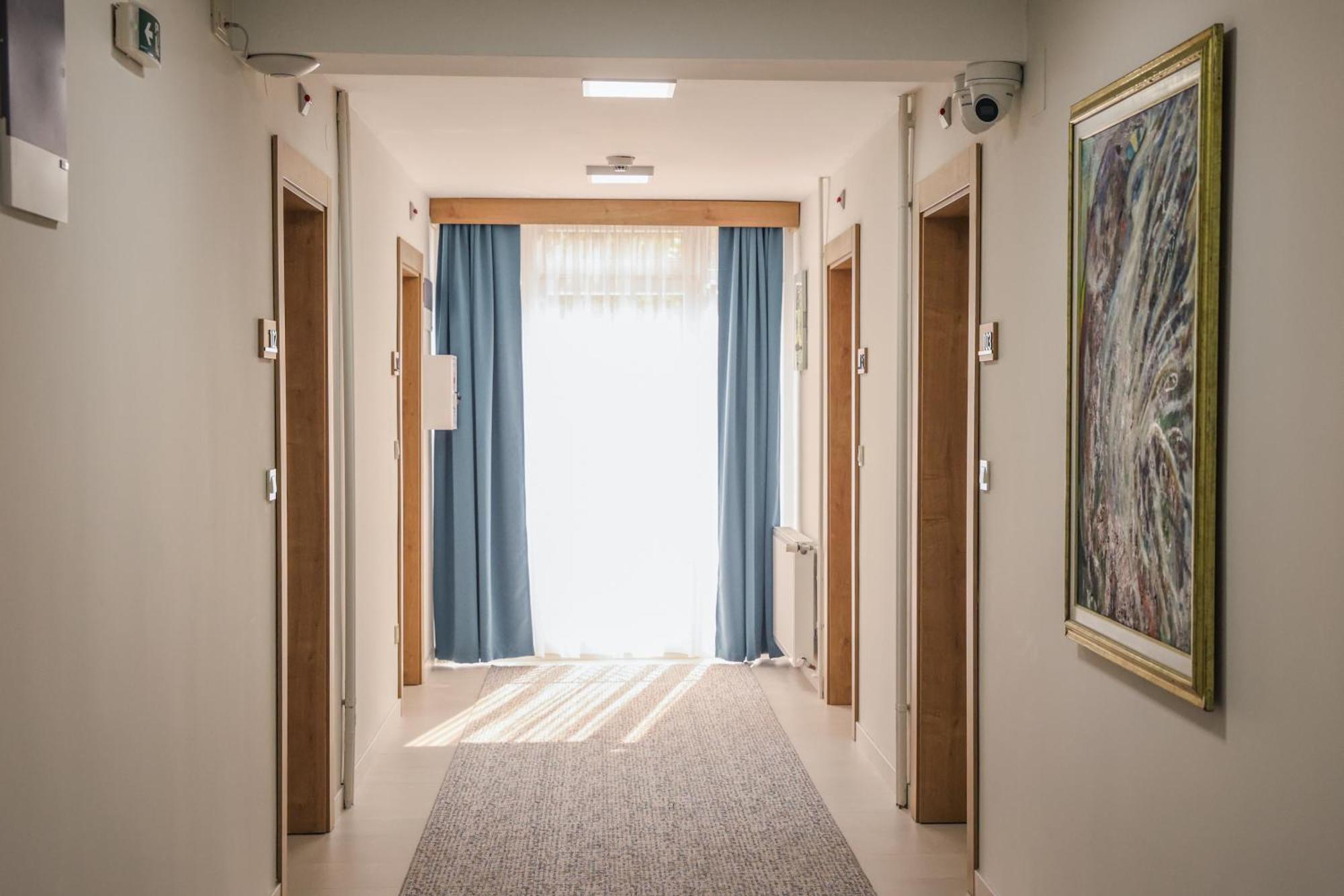 Grand Park Rooms & Apartments Čačak エクステリア 写真