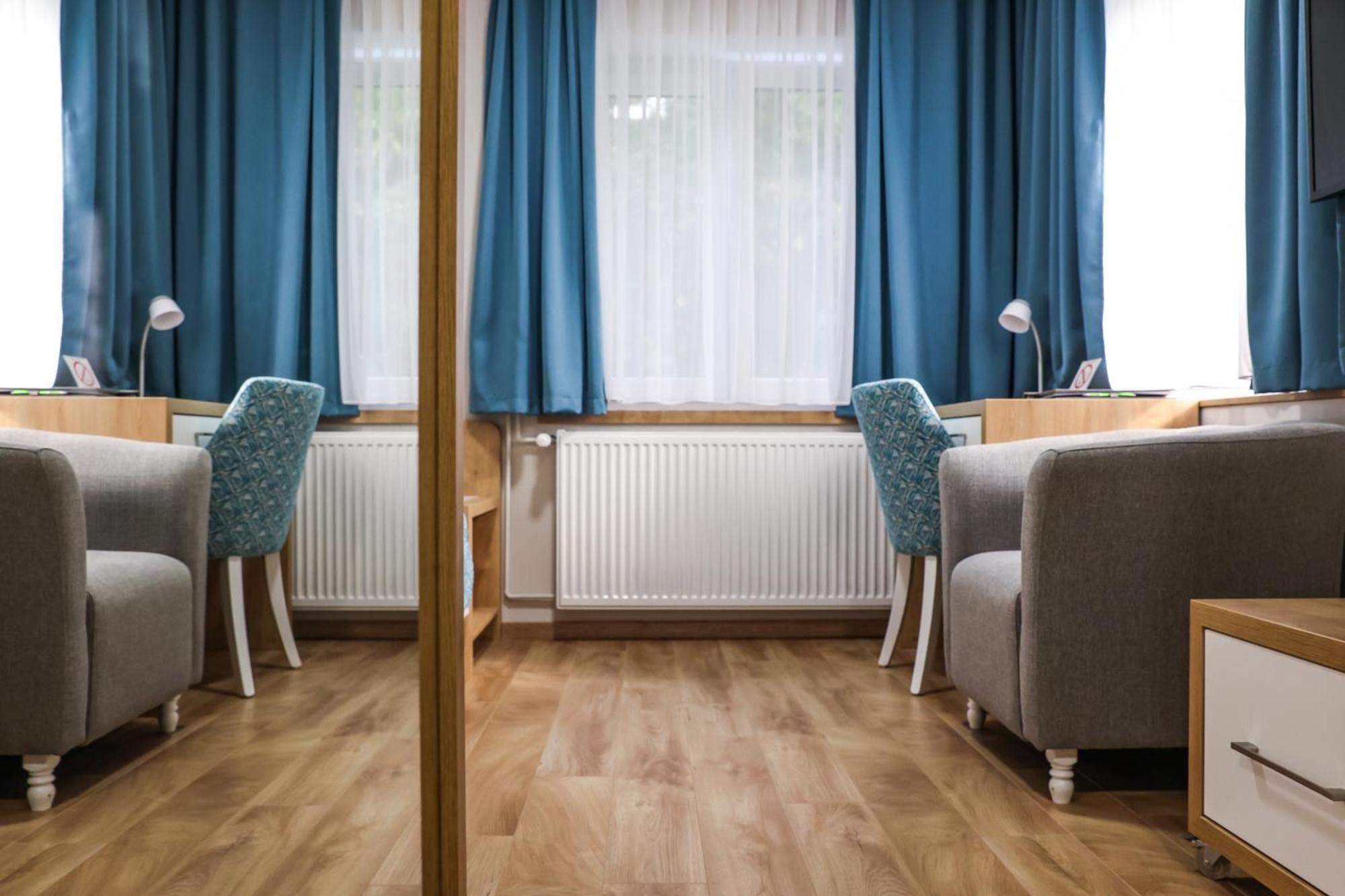 Grand Park Rooms & Apartments Čačak エクステリア 写真